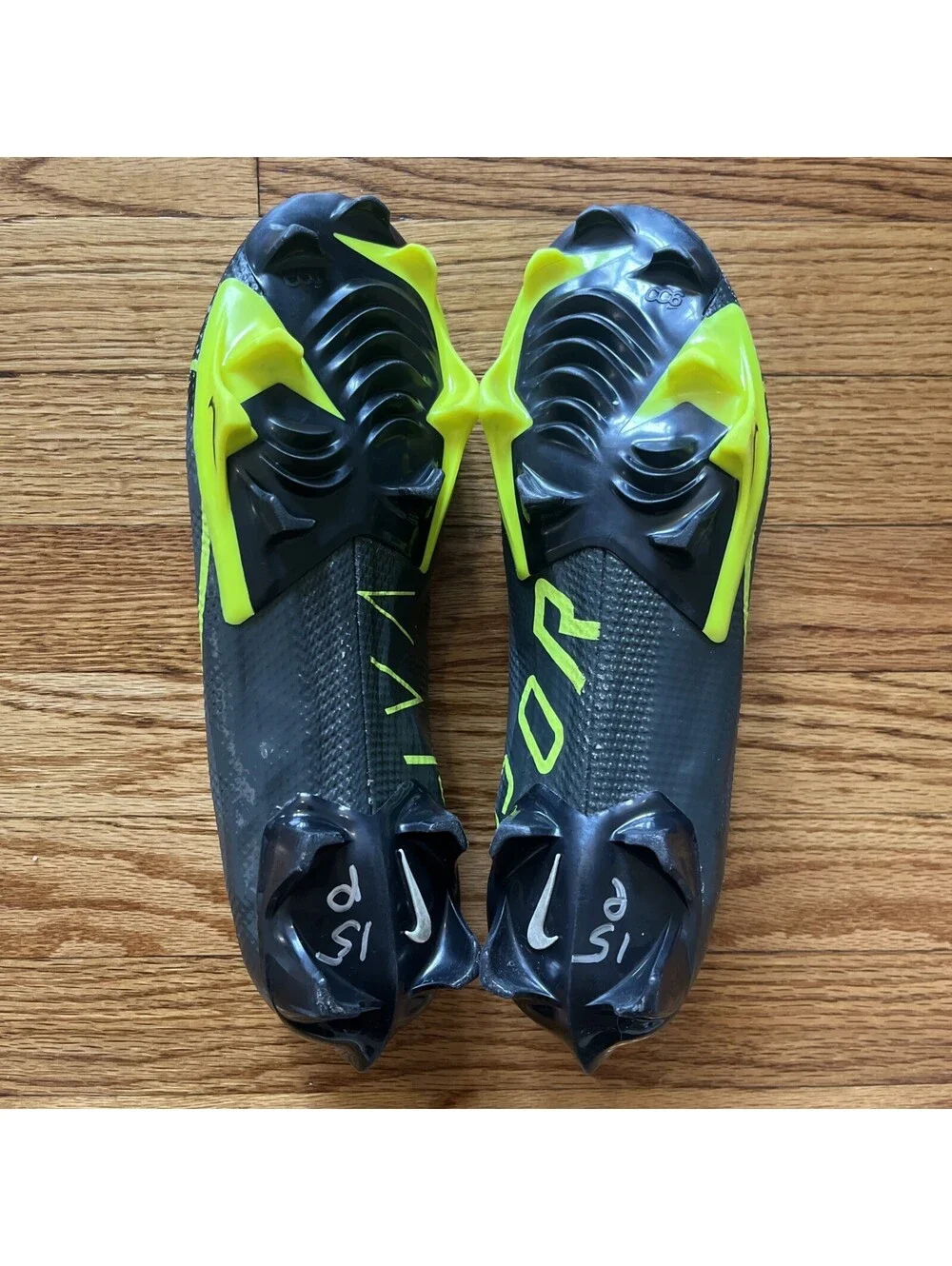 Nike Vapor Edge Ghost Lace Pro 360 Football Cleats Gray Volt Size 9.5
